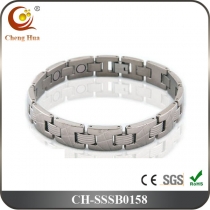 Single Line Men‘s Magnetic Bracelet SSSB0158